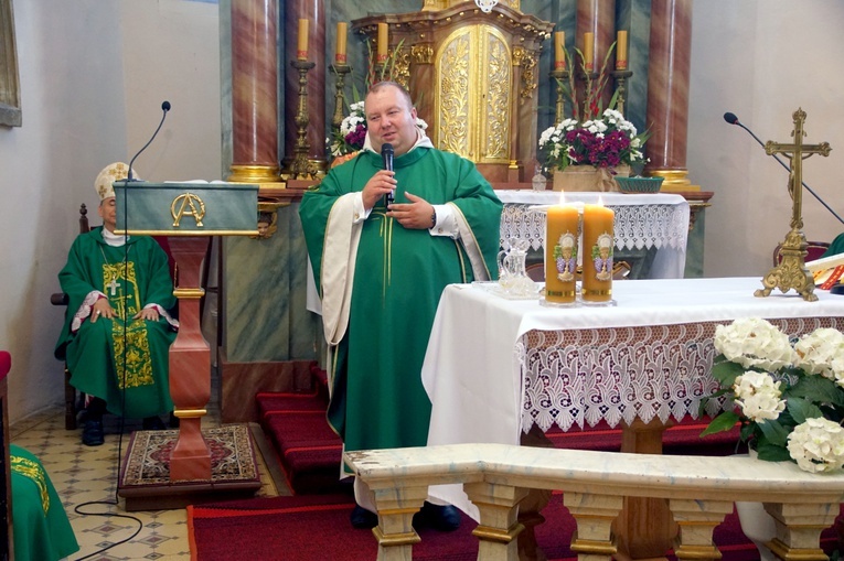 Żelazno. Po roku próby jest już pełnoprawnym proboszczem