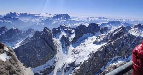 6 osób zginęło, 9 rannych w wyniku oderwania się fragmentu skalnego w Dolomitach