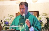 Wprowadzenie nowego proboszcza, ks. Adama Bożka, w parafii św. Maksymiliana w Ciścu