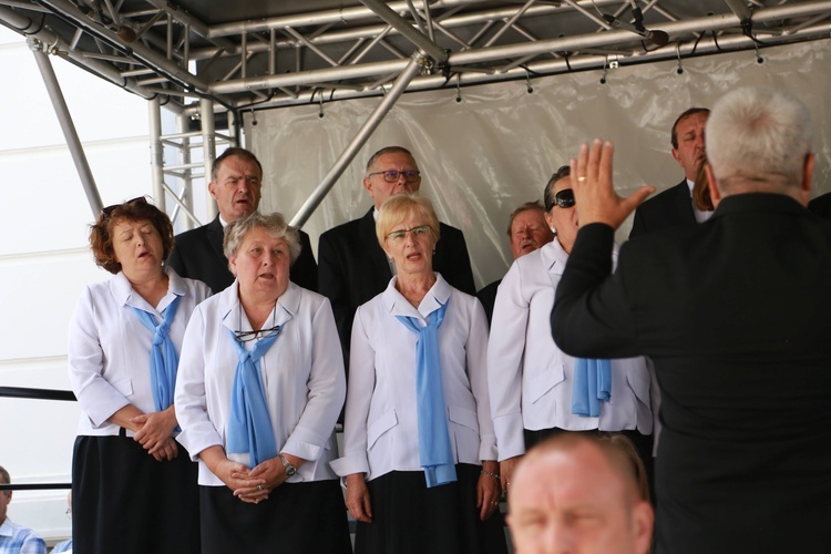 Poświęcenie figury Chrystusa Frasobliwego