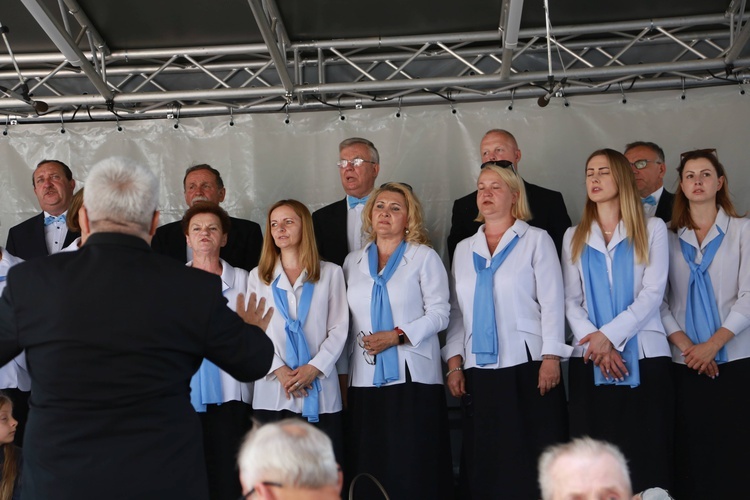 Poświęcenie figury Chrystusa Frasobliwego