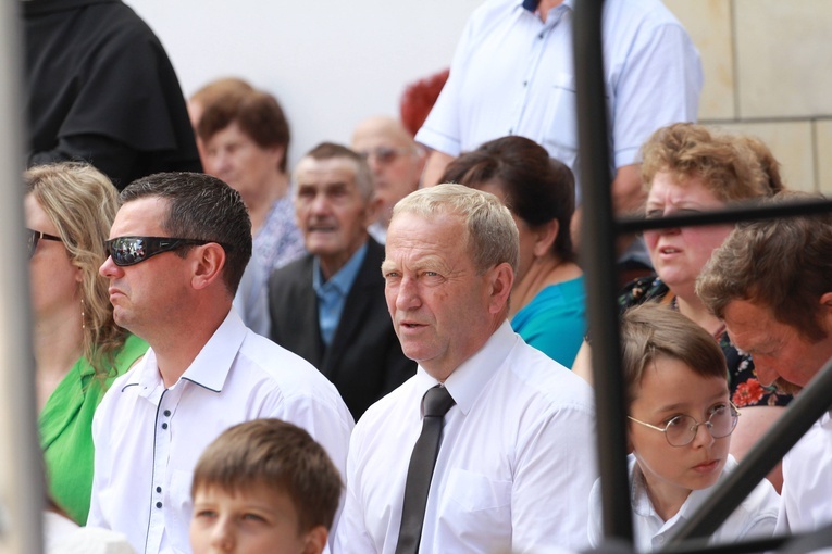 Poświęcenie figury Chrystusa Frasobliwego