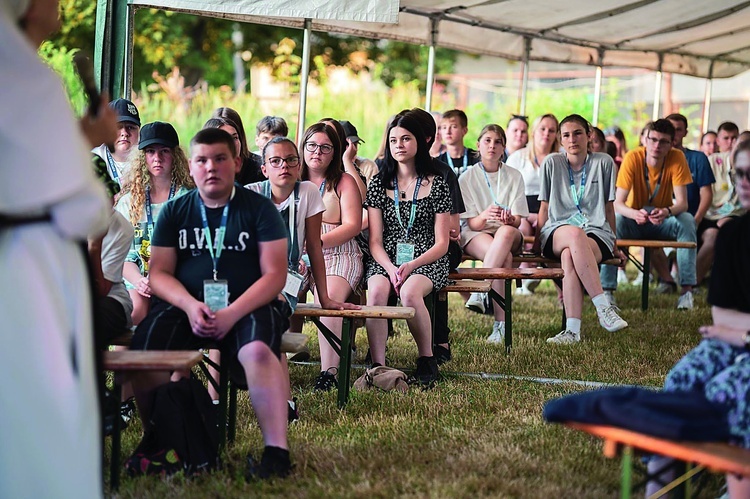 ▲	Jedno z festiwalowych spotkań z zaproszonymi gośćmi.