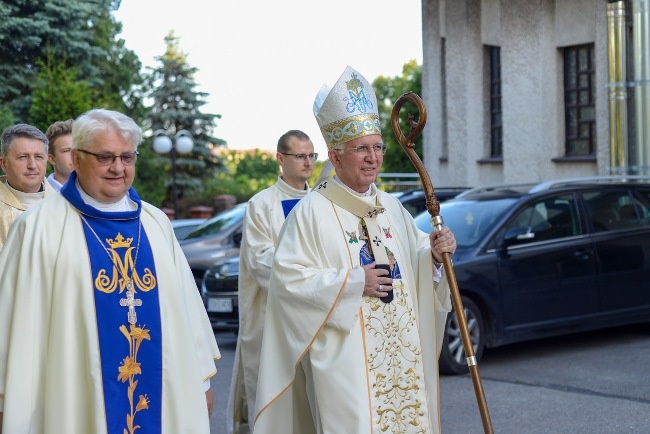 Arcybiskup Wacław Depo i ks. inf. Stanisław Pindera.