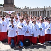 Na Placu św. Piotra podczas modlitwy z papieżem Franciszkiem.