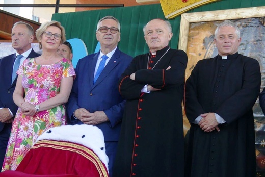 Rajcza przyjęła relikwie Prymasa Tysiąclecia oraz kapelana Solidarności