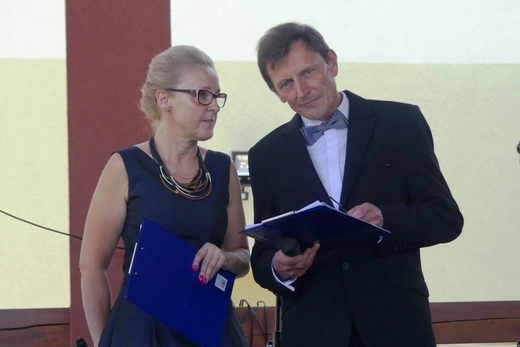 Rajcza przyjęła relikwie Prymasa Tysiąclecia oraz kapelana Solidarności
