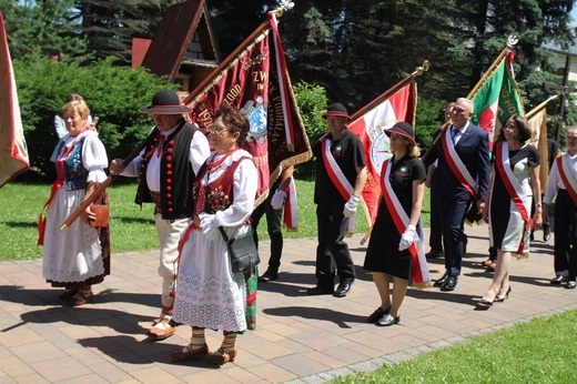 Rajcza przyjęła relikwie Prymasa Tysiąclecia oraz kapelana Solidarności