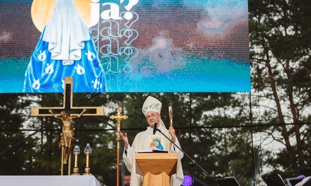 Abp Adrian Galbas w Kokotku: Co zrobić, żeby życie było festiwalem?