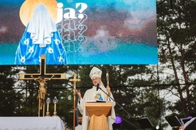 Abp Adrian Galbas w Kokotku: Co zrobić, żeby życie było festiwalem?