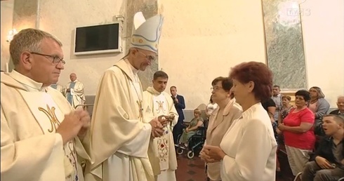 Dotyk w świecie kliknięć. Abp Galbas na Jasnej Górze do chorych i zdrowych