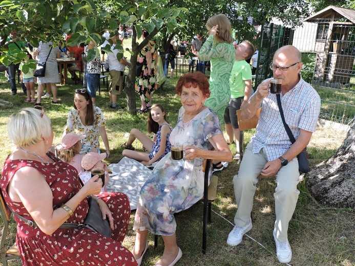 Żychlin. Biesiada u apostołów Piotra i Pawła