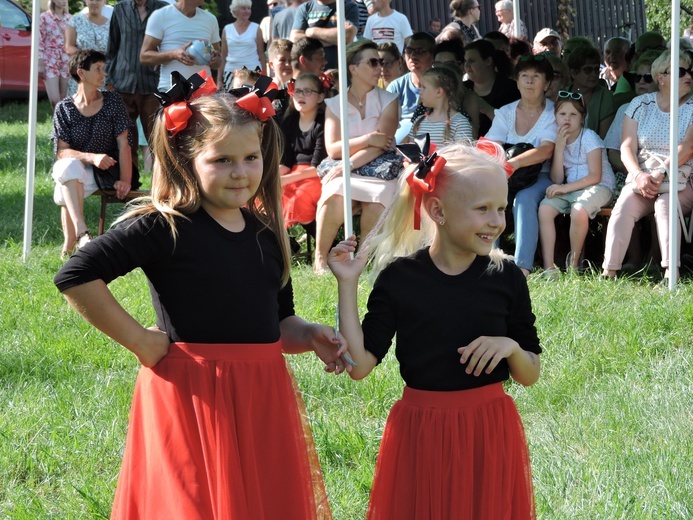 Żychlin. Biesiada u apostołów Piotra i Pawła