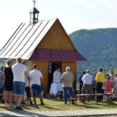 Eucharystia na Jarzębakach.