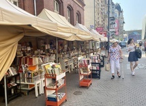 Katowice. Bukiniści zostają w Katowicach. Kiermasz książek w innej lokalizacji