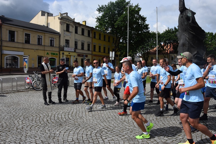 Biegowa Pielgrzymka Służb Mundurowych