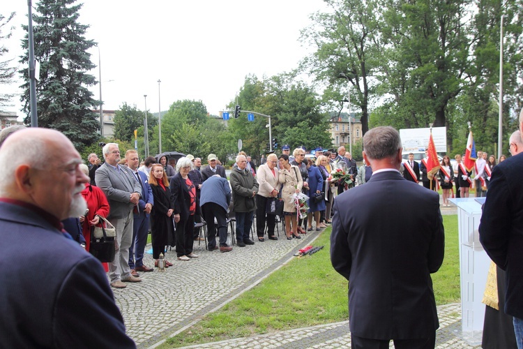 Jelenia Góra ma pomnik ofiar Wołynia