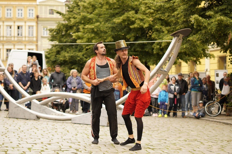 Festiwal Teatru Otwartego zakończył bal kostiumowy