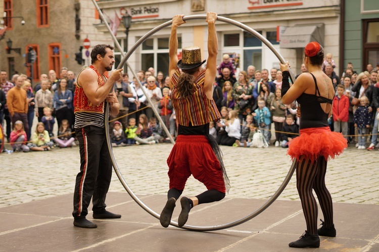 Festiwal Teatru Otwartego zakończył bal kostiumowy