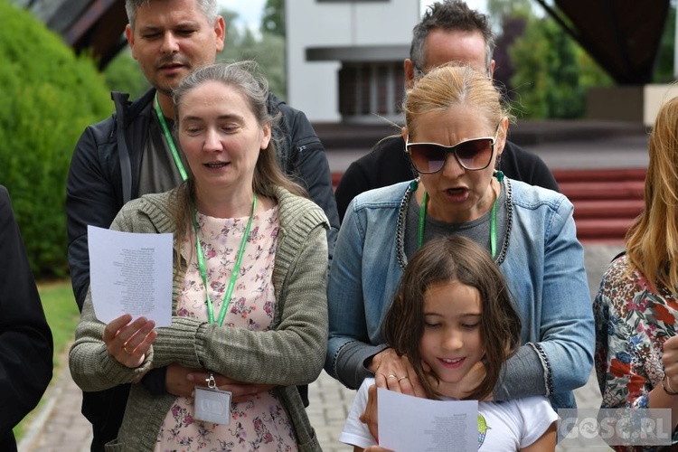 Oazowy dzień wspólnoty u Pani Cierpliwie Słuchającej w Rokitnie