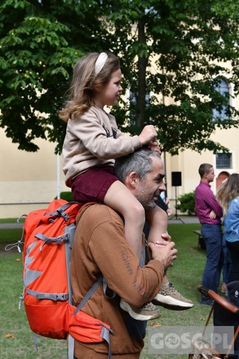 Oazowy dzień wspólnoty u Pani Cierpliwie Słuchającej w Rokitnie