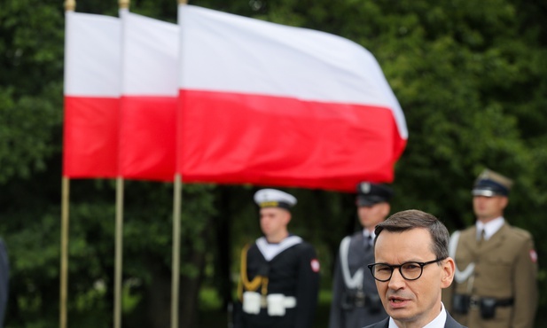 Premier: Nie spocznę, póki nie odnajdziemy ostatniego miejsca pochówku ofiar rzezi wołyńskiej