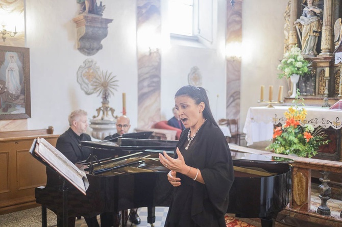 Koncert w Szalejowi Dolnym w ramach cyklu "Koncerty w kościołach zapomnianych"