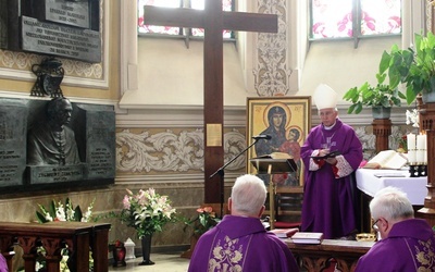 Eucharystii przewodniczył abp Wacław Depo.