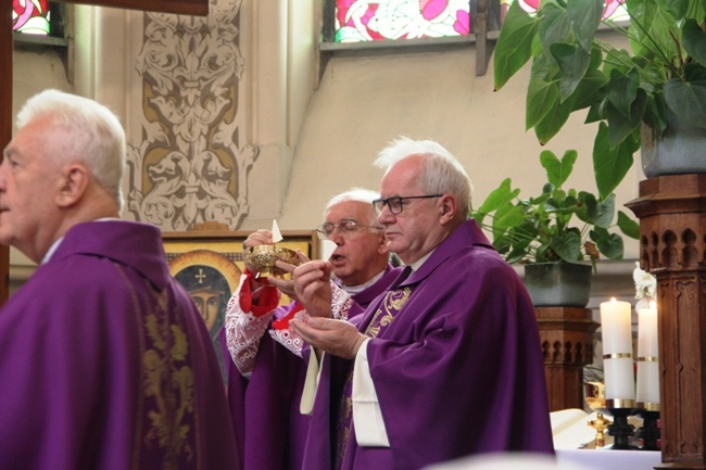 Msza św. w intencji abp. Zygmunta Zimowskiego