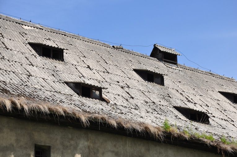 Zlot oldtimerów i święcenie pojazdów w Sławikowie