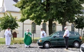 Zlot oldtimerów i święcenie pojazdów w Sławikowie