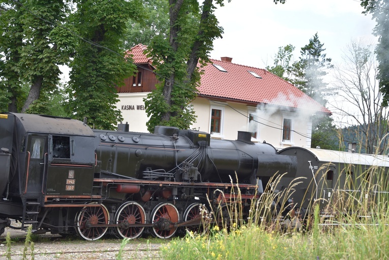 Chabówka-Kasinka Wielka. Podróż pociągiem retro