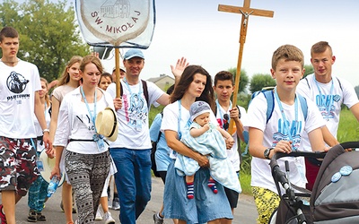 „Jeśli kiedykolwiek wędrowałeś wraz z nami – dołącz i w tym roku, choćby na jeden dzień” – zachęcają organizatorzy EPP.