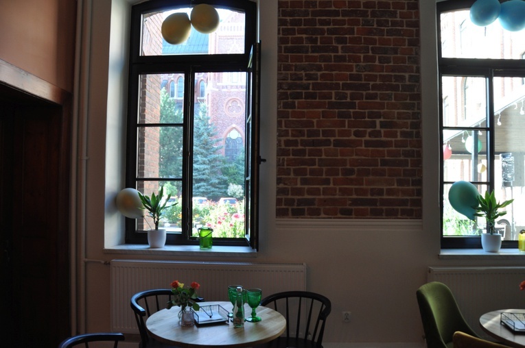 KAWAłek nieba - "roczek" kawiarni u nyskich werbistów