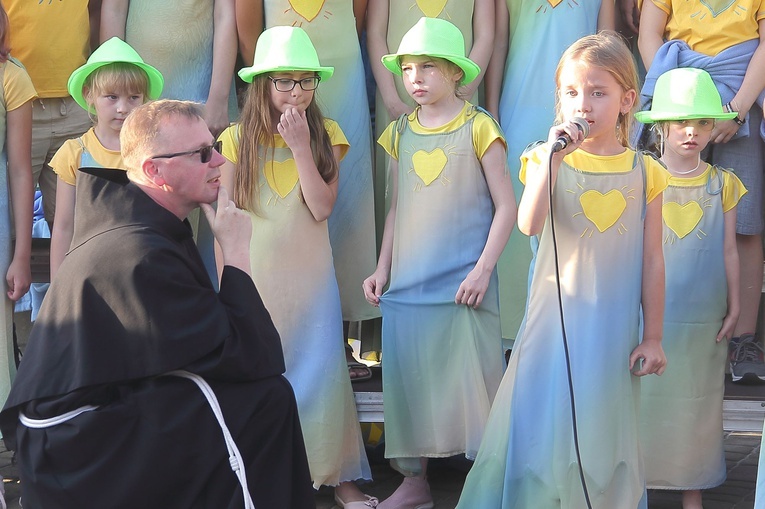 Koncert ​Małego Chóru Wielkich Serc w Darłówku