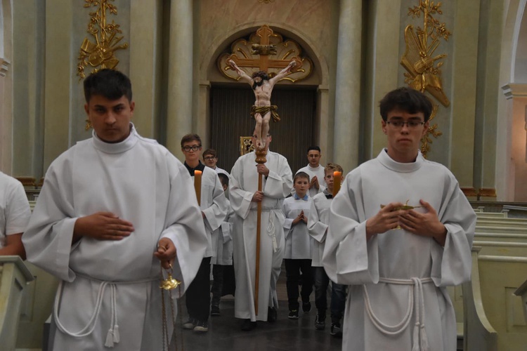 Służba Liturgiczna Ołtarza na rekolekcjach w paradyskim sanktuarium