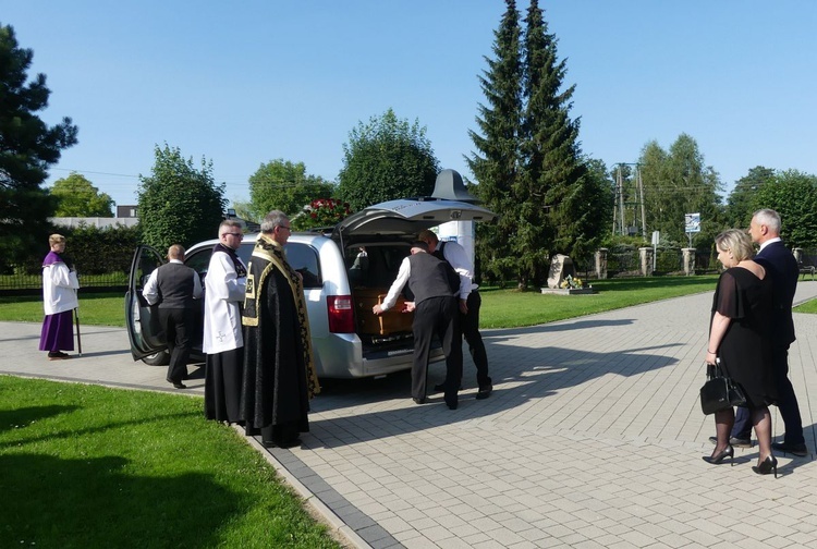 Pogrzeb śp. Marii Ciurli - gospodyni leśniańskiej parafii z 21-letnim stażem