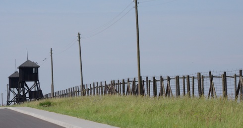 Majdanek jest miejscem pamięci o pomordowanych.