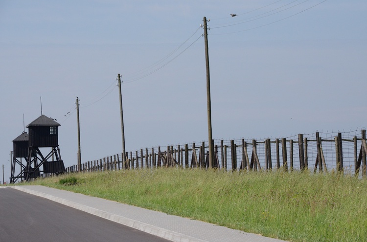 Majdanek jest miejscem pamięci o pomordowanych.