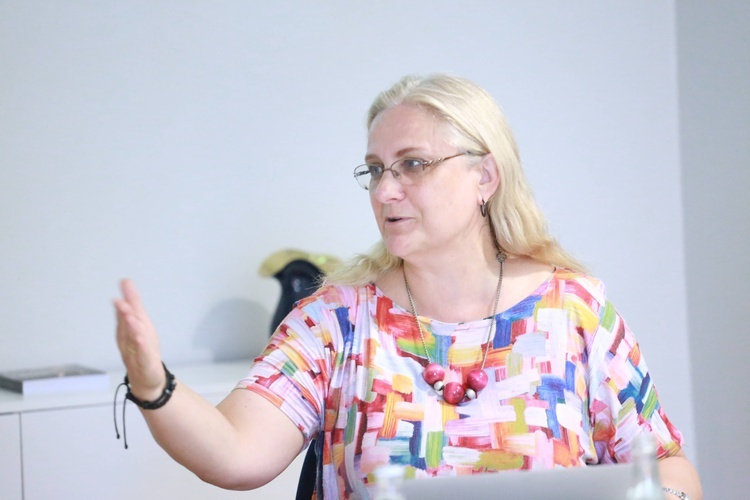 Fundacja "Auxilium" na pomoc dziecioom i młodzieży