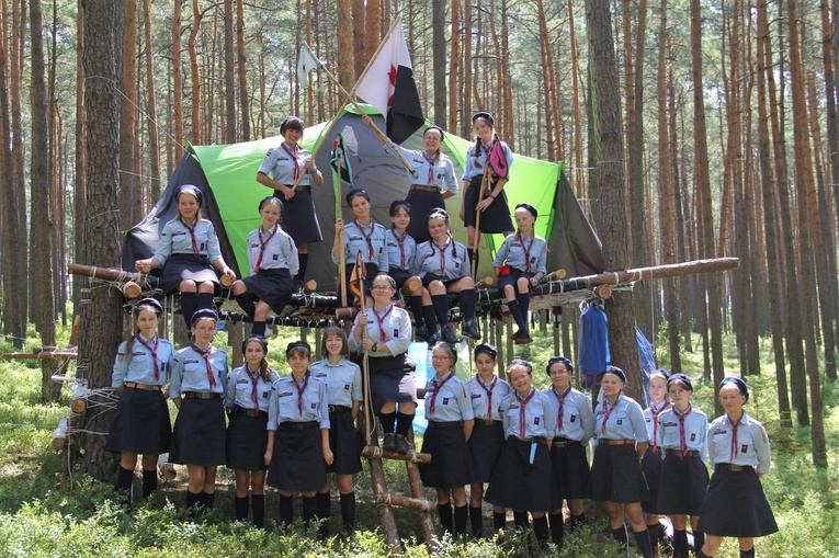 Obozy Skautów Europy - harcerki i wilczki z Rybnika i okolic