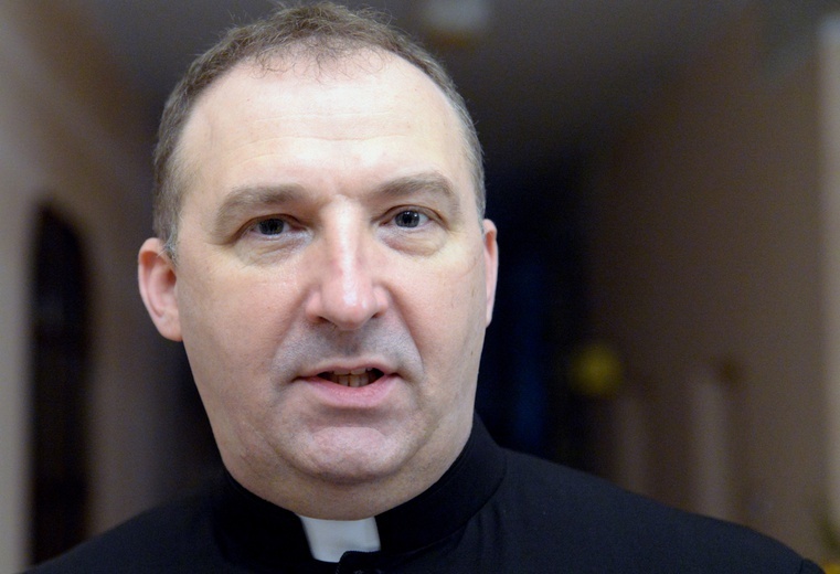 Ks. Dariusz Kowalczyk, prezes Fundacji Dzieło Nowego Tysiąclecia, zaprasza wszystkich chętnych na koncert, który odbędzie się w muszli w parku T. Kościuszki w Radomiu 31 lipca o 17.00. Wstęp wolny.