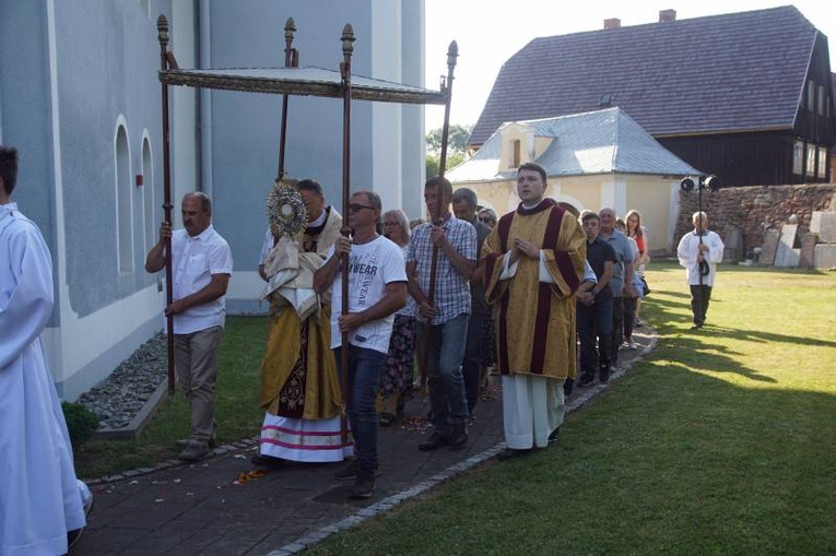 Ścinawka Średnia. Odpust u św. Marii Magdaleny