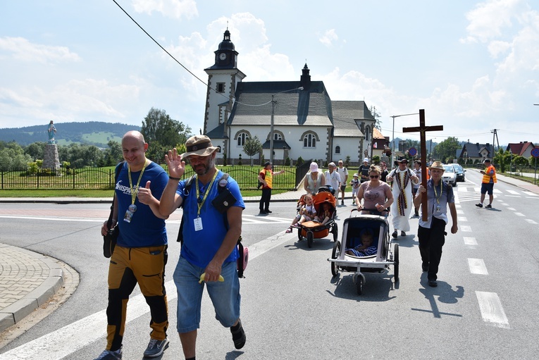 Górale już w drodze na Jasną Górę 