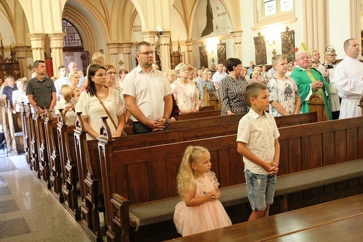 Kierowcy u św. Józefa Bilczewskiego w Wilamowicach