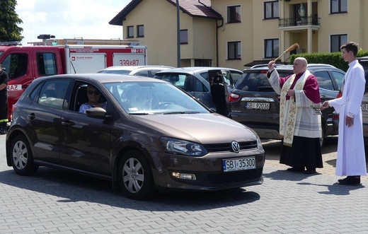 Kierowcy u św. Józefa Bilczewskiego w Wilamowicach