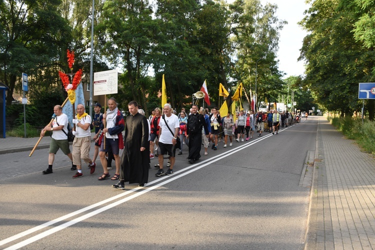 Wyruszyła 41. Kaszubska Piesza Pielgrzymka na Jasną Górę