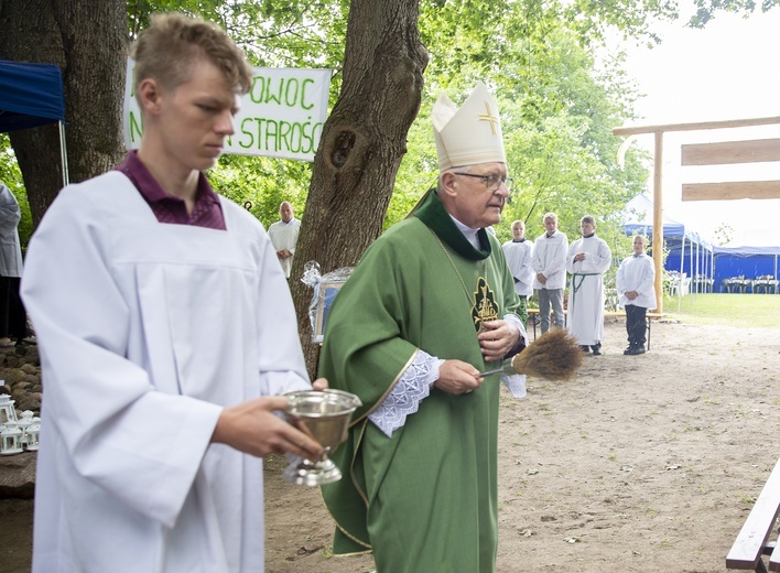Lasek Miłosierdzia Bożego i Zakątek świętych Joachima i Anny, cz. 2