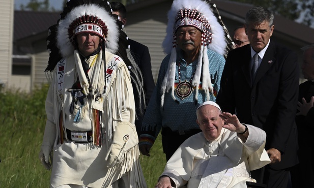 Kanada: papież pobłogosławił wody Jeziora św. Anny i przypomniał o znaczeniu rdzennych ludów w Kościele