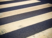 Śląskie. 147 wypadków na przejściach dla pieszych w pierwszym półroczu; zginęło w nich 11 osób 